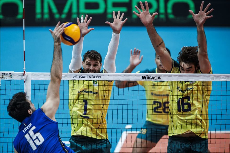 Carimba a vaga! No vôlei, Brasil vence a Itália e está em Paris 2024