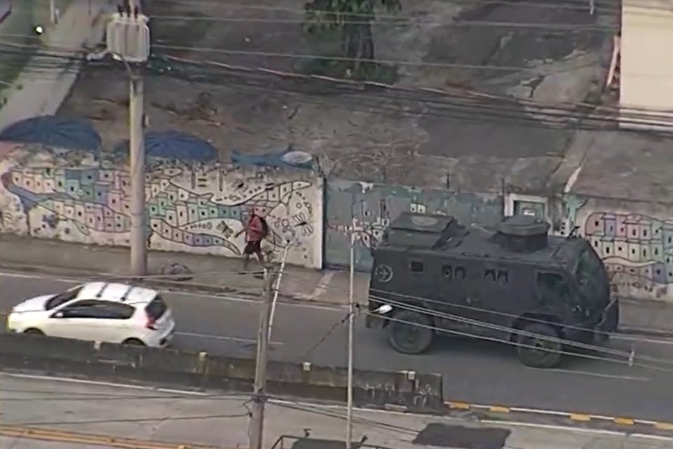 Polícia faz megaoperação contra o Comando Vermelho (CV) no Rio de Janeiro