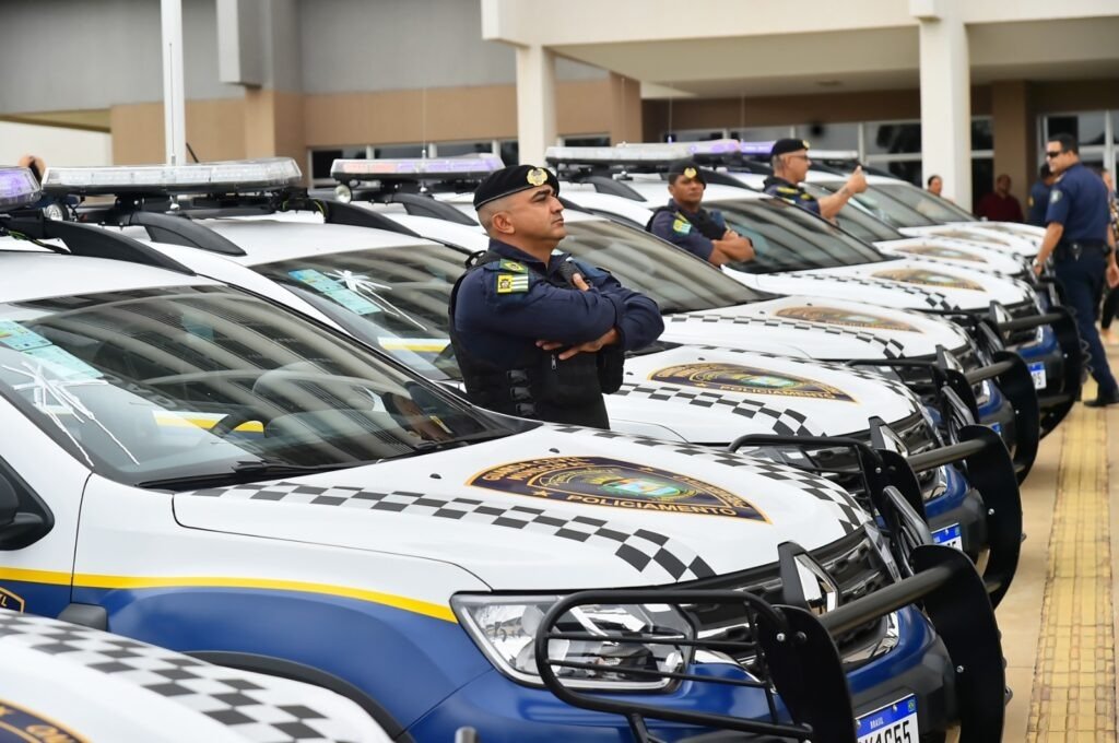 Prefeitura Municipal de Aparecida de Goiânia  Guarda Civil de Aparecida  recebe armas doadas pela Polícia Rodoviária Federal