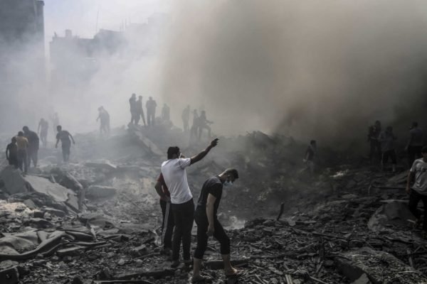 Número de mortos na guerra entre Israel e Hamas passa de 4 mil | Metrópoles