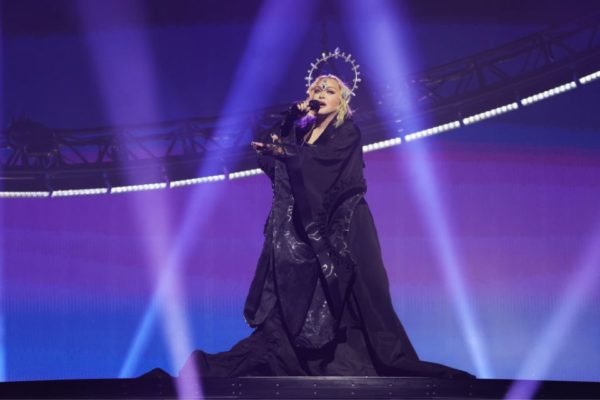 Madonna na estreia da turnê The Celebration - Metrópoles