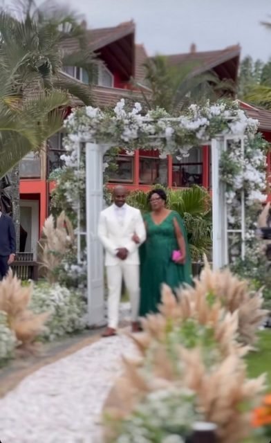 Foto colorida casamento Rafael Zulu e Aline Becker - Metrópoles