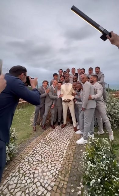 Foto colorida casamento Rafael Zulu e Aline Becker - Metrópoles