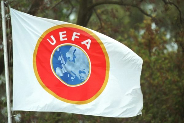 Logo da UEFA - Metrópoles