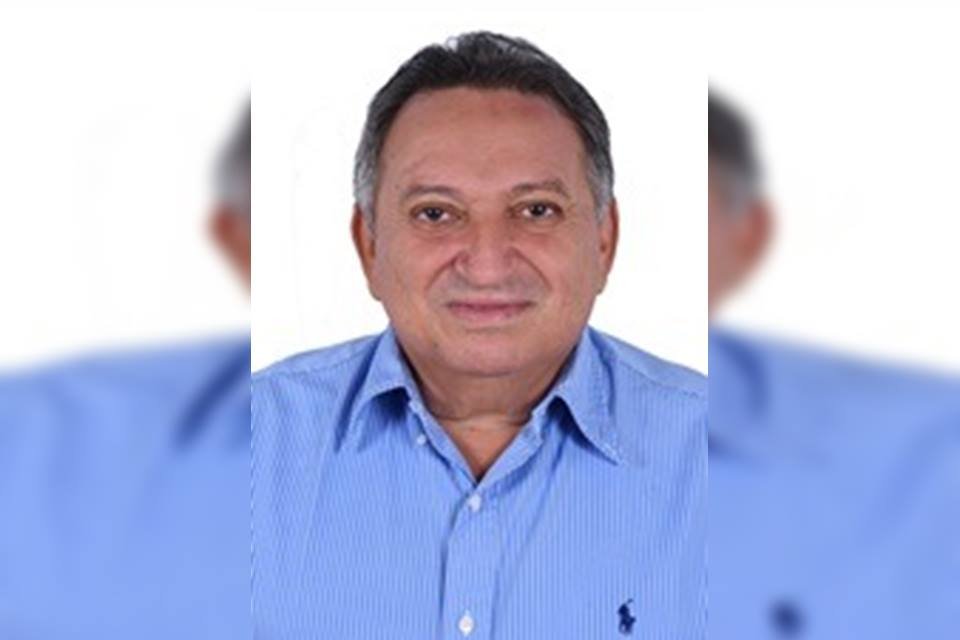 Foto colorida de JOÃO CLEBER, prefeito de SÃO FÉLIX DO XINGU PA - Metrópoles