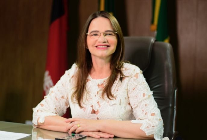 Vereadora diz que vai faltar sess&otilde;es para cuidar de casamento do filho |  Metr&oacute;poles