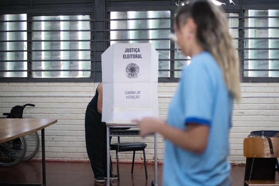 Brasília (DF) 25/10/2023 Eleição para diretores, vice-diretores e conselheiros escolares das escolas públicas do Distrito Federal é realizada nesta quarta-feira (25). A votação ocorre das 7h30 às 21h, ininterruptamente, tanto nas escolas urbanas quanto nas rurais.