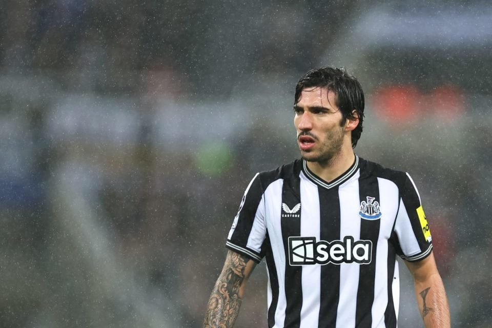 Newcastle United quer recuperar o quinto lugar no futebol inglês