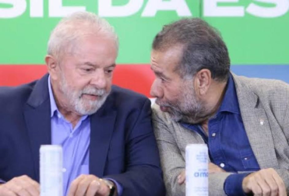 PDT Carlos Lupi Lula ministros