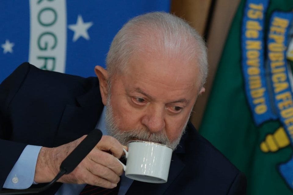imagem colorida Lula no Planalto- metrópoles