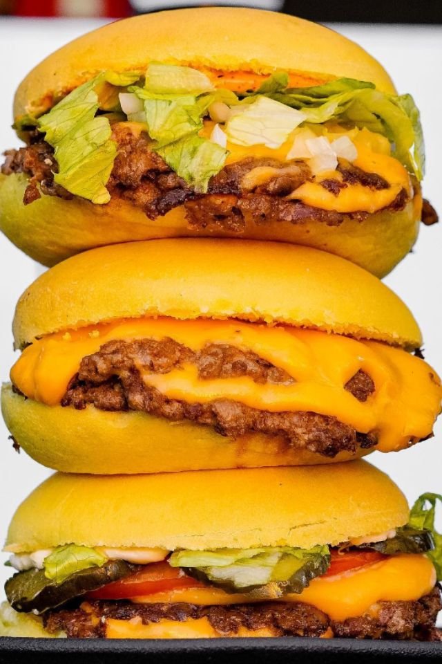 Caramelo Burger em Águas Claras 😍 #burger #brasilia #aguasclaras #ag