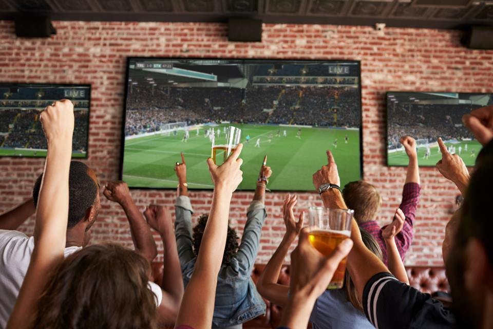 Confira 5 lugares populares para assistir ao jogo do Brasil