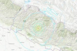 Foto colorida de terremoto no Nepal - Metrópoles