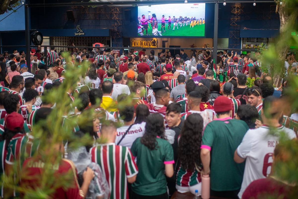 Bares em festa: saiba onde assistir à final da Libertadores entre  Fluminense e Boca Juniors