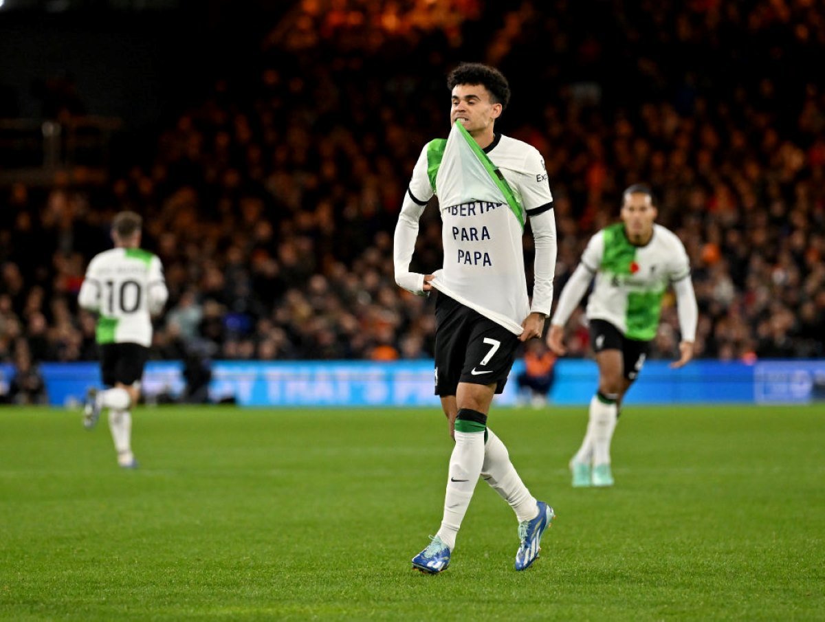 Luis Diaz marcou pelo Liverpool - Renascença