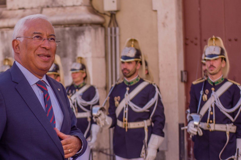 Primeiro Ministro De Portugal Renuncia Após Ser Alvo De Buscas Da Pgr Metrópoles 9388