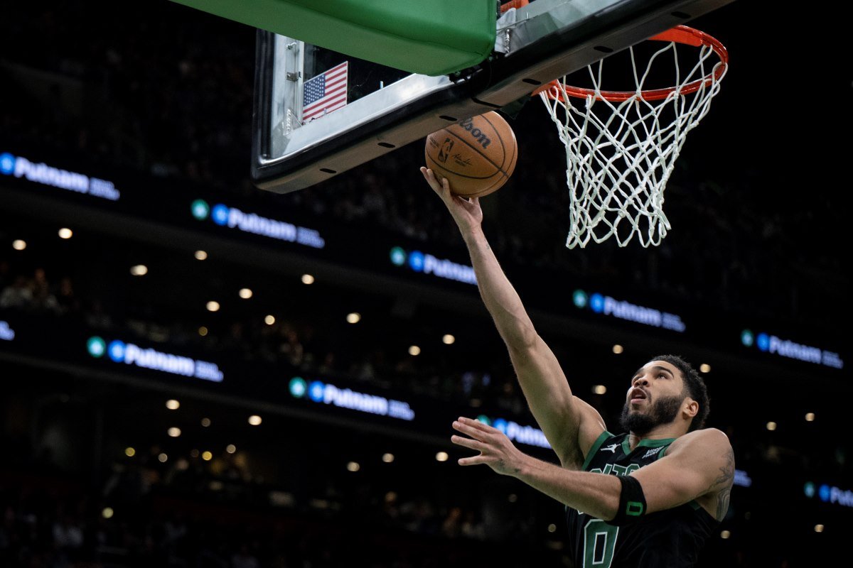 Boston Celtics vencem mais uma e levam final do Leste da NBA para
