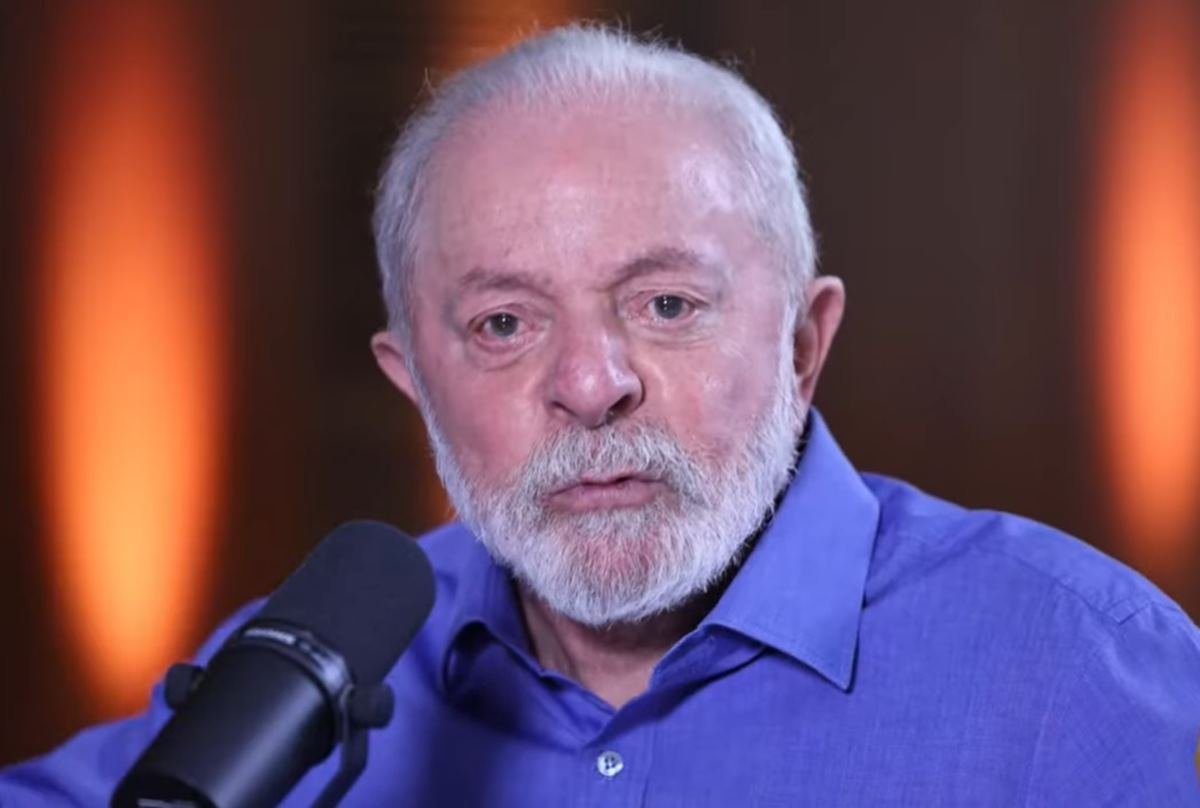 Imagem coloorida de Lula no programa Conversa com o presidente