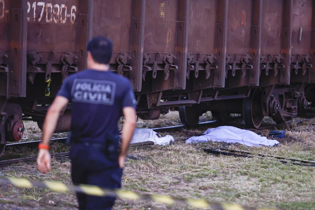 Mulher morre após ser atropelada por carro na EPTG, no DF, Distrito  Federal