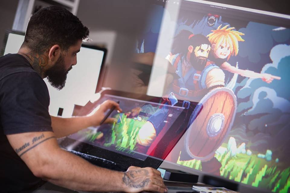Foto colorida de homem branco com barba mexendo em ilustração