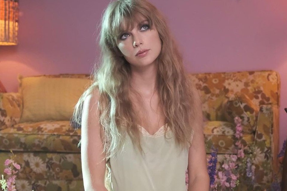 Taylor Swift é clicada em bastidores de clipe - Metrópoles