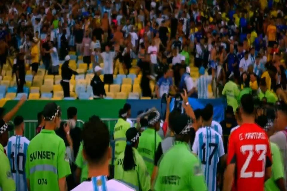 Brasil x Argentina: jogo começa atrasado após pancadaria no Maracanã