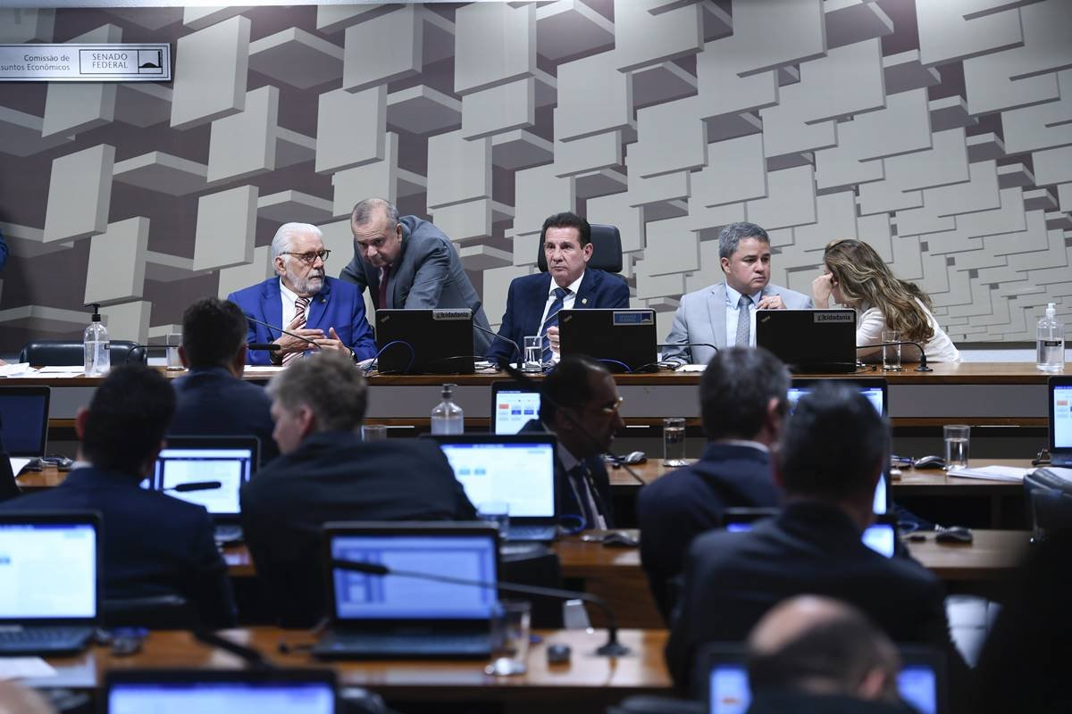 Senado brasileiro aprova projeto que taxa apostas esportivas e