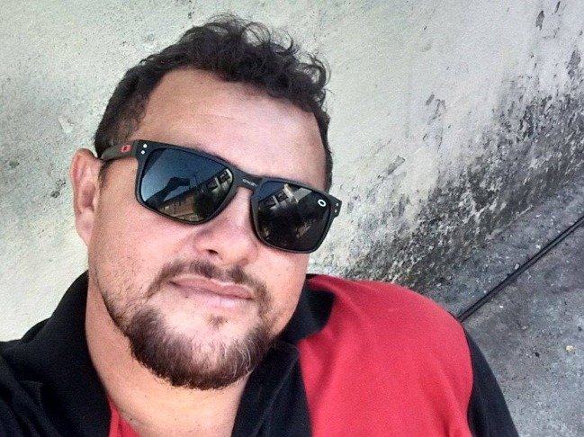 Foto colorida de motorista de aplicativo assassinado pela PM no Ceará - Metrópoles
