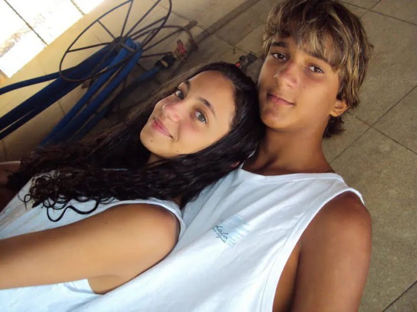 riadne e Carlos no início do namoro