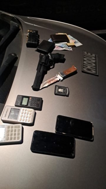 Casal é preso após assaltar e matar motorista de Uber a facadas no DF