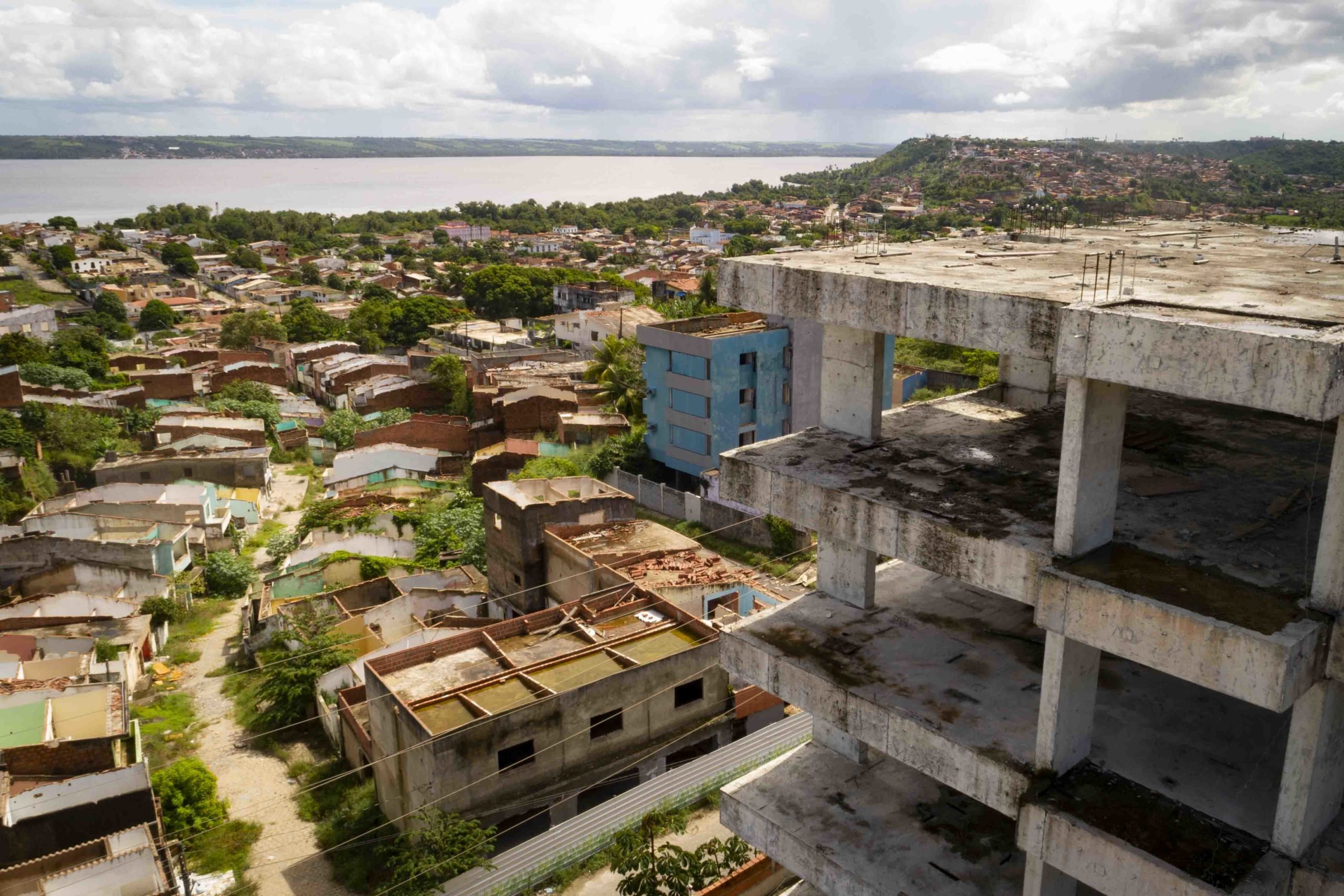 Artigo sobre afundamento dos bairros de Maceió é publicado em