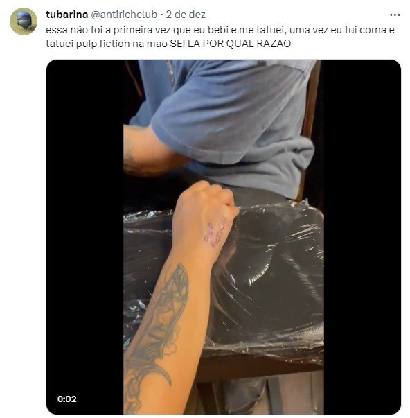 Jovem faz tatuagem em homenagem à mascote da Prefeitura de Curitiba - Viral  - Extra Online