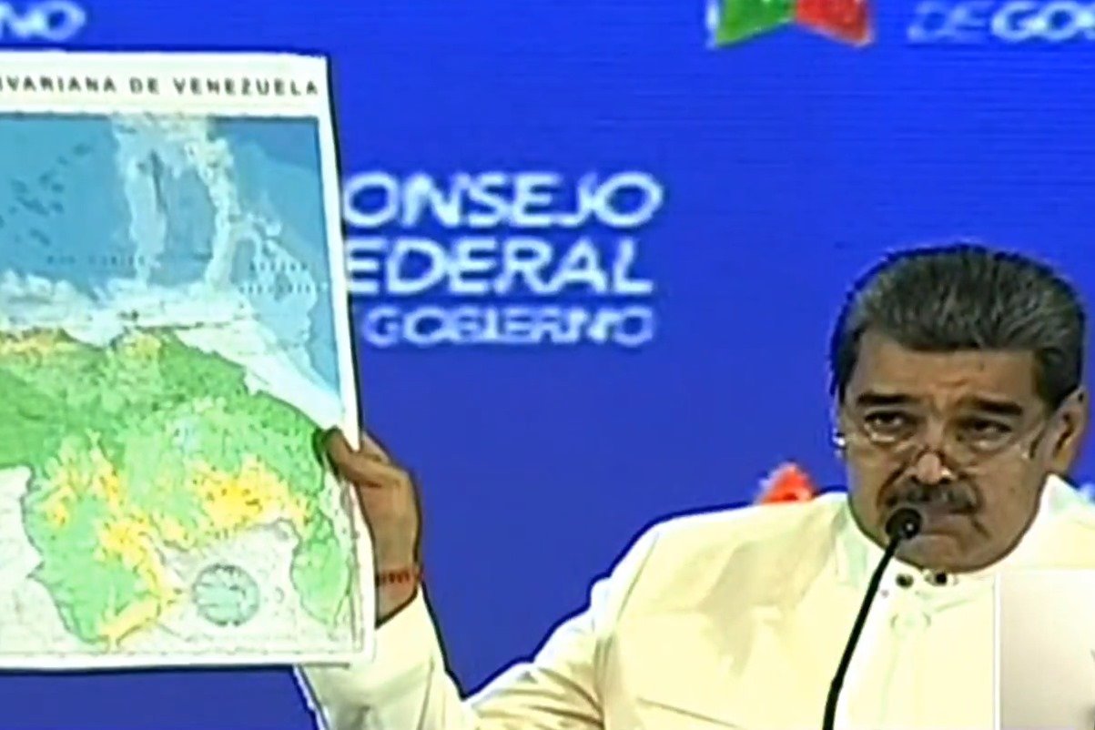 Maduro manda “novo mapa” da Venezuela com parte da Guiana para escolas