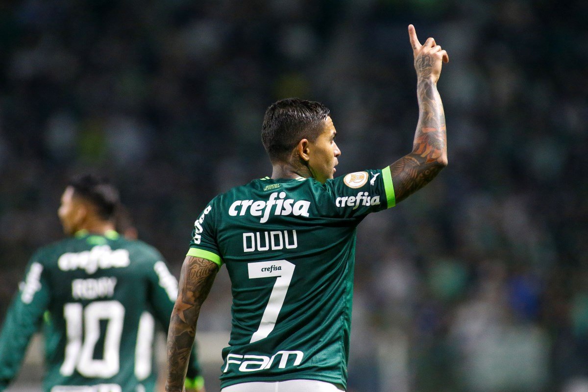 Palmeiras empata com o Cruzeiro e conquista o Brasileirão