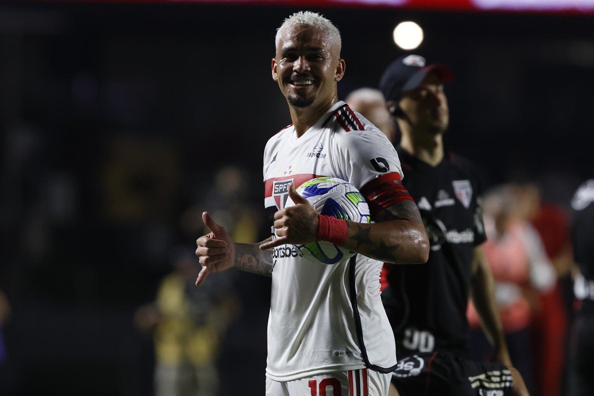 São Paulo empata diante do Flamengo, mas conquista título inédito