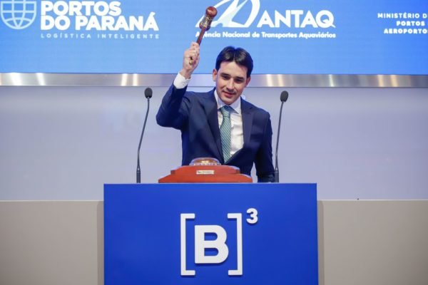 O ministro de Portos e Aeroportos, Sílvio Costa Filho