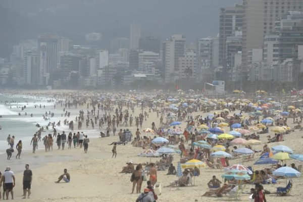 Juíza proíbe apreensão de adolescentes sem flagrante no Rio de Janeiro