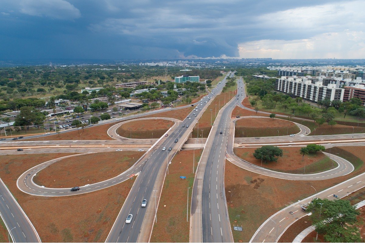 Imagem colorida - obras gdf - Metrópoles