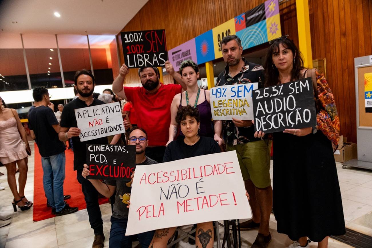 Protesto por mais acessibilidade no Festival de Brasília