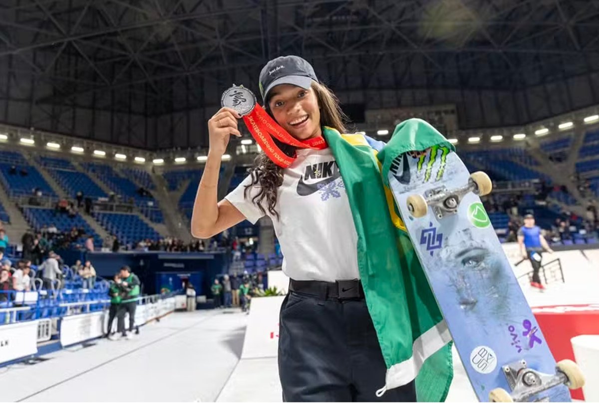 Em final emocionante, Rayssa Leal é prata no Circuito Mundial de Skate  Street 2023 - Lance!