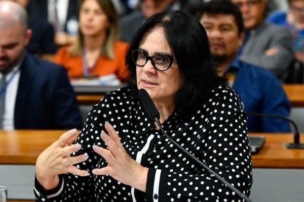 A senadora Damares Alves - Metrópoles