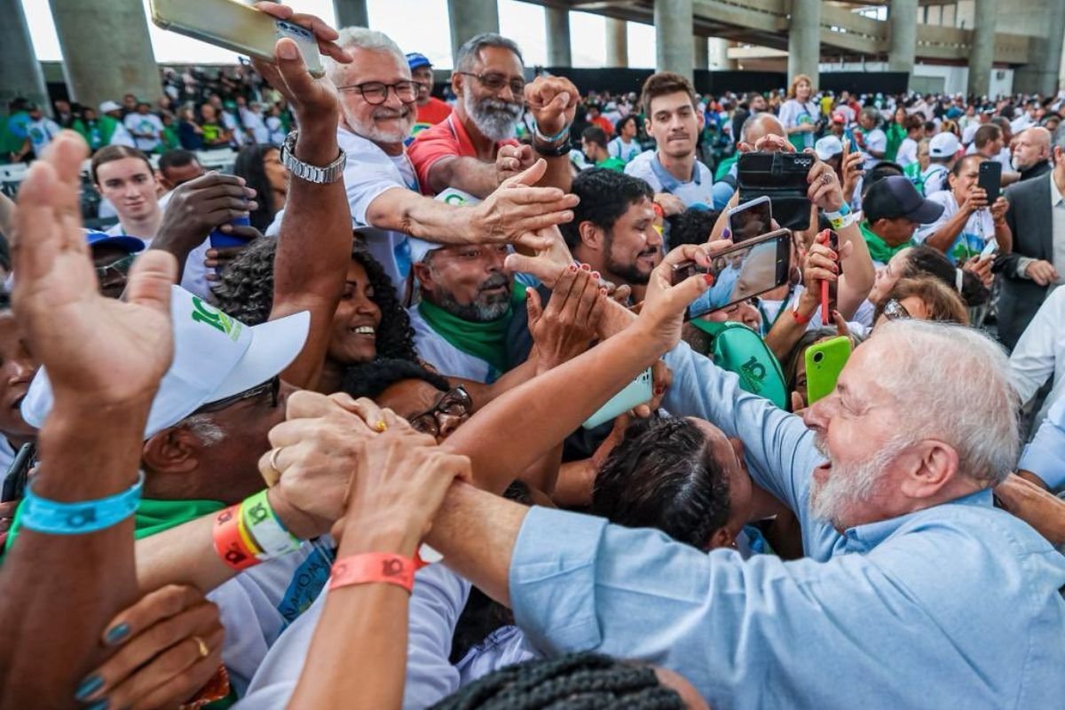 Lula Publica Mensagem De Fim De Ano: “Tudo Que Se Sonhar Vai Brotar ...