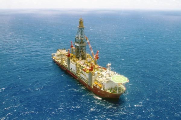 Imagem de navio da Petrobras na região da Margem Equatorial - Metrópoles