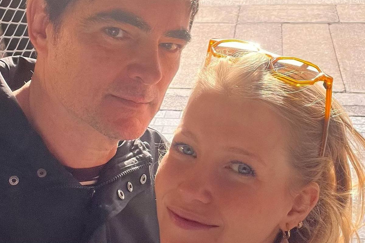 Samuel Rosa e Laura Sarkovas em foto colorida - Metrópoles