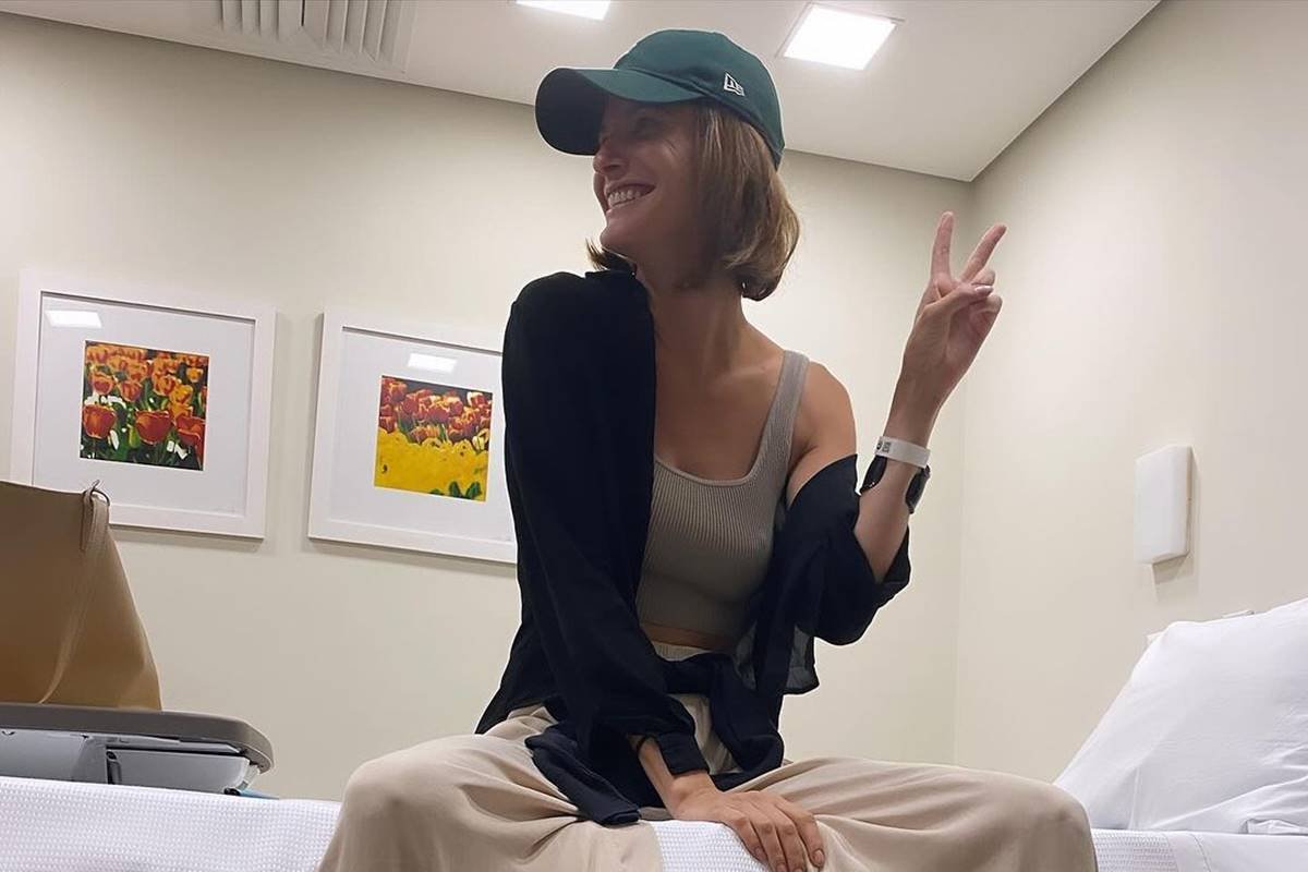 Foto colorida de Caroline Francischini em hospital - Metrópoles