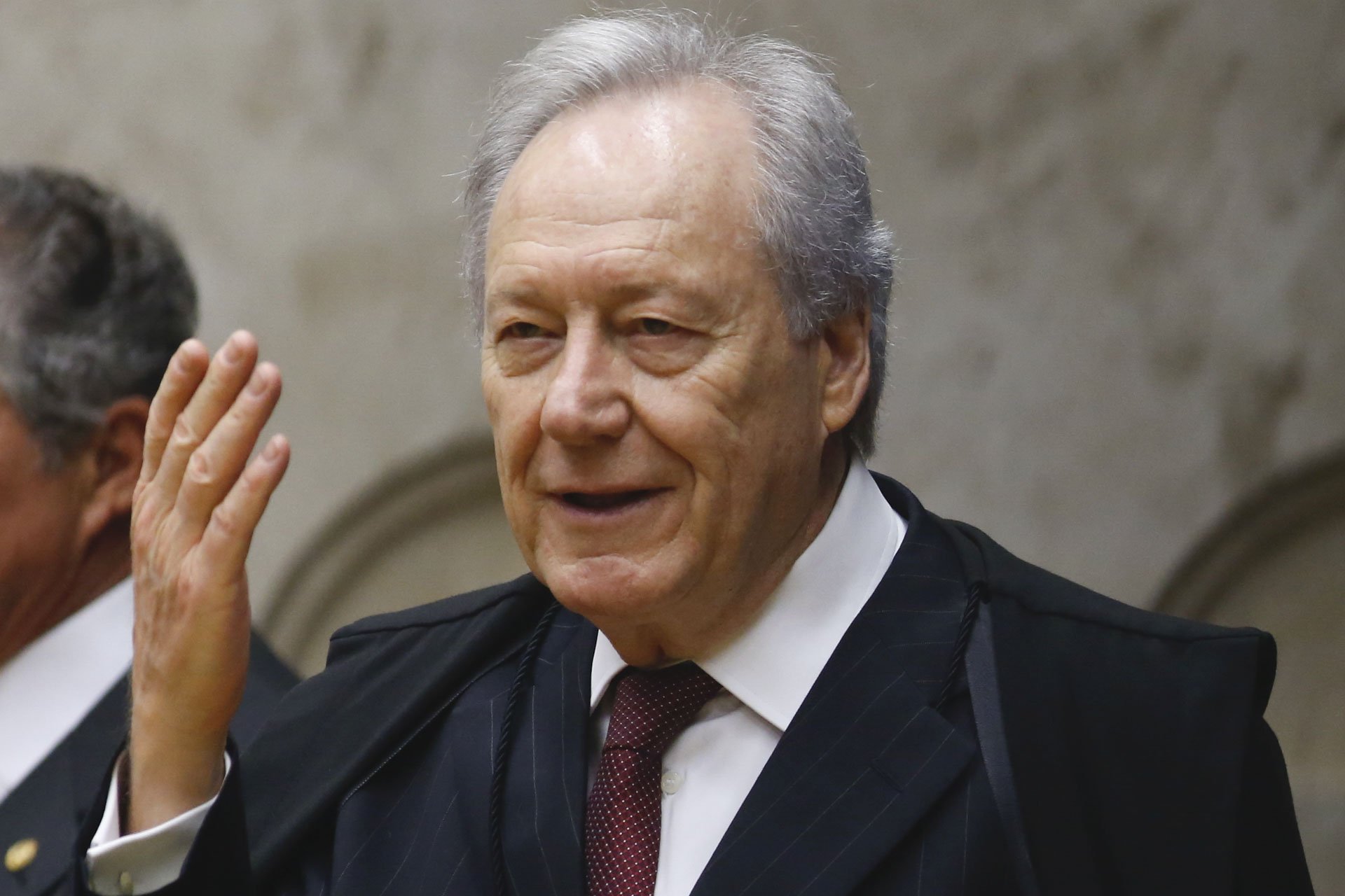 Lewandowski adia decis&atilde;o sobre a PRF para depois da posse | Metr&oacute;poles