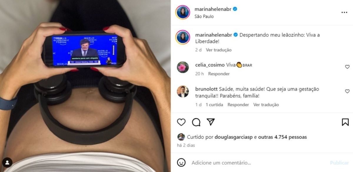 Print mostra postagem de Marina Helena, do Novo, no Instagram com foto de sua barriga (ela está grávida) ouvindo discurso de Javier Milei - Metrópoles