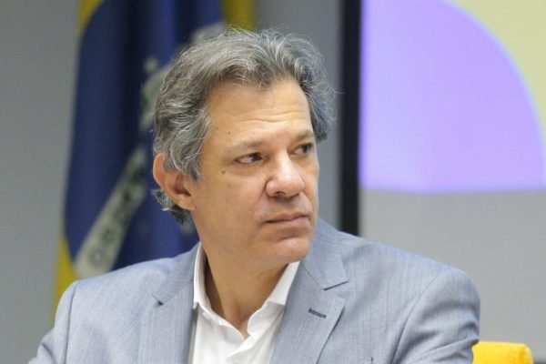 Haddad nega estar mal informado: “Só trabalho com dados oficiais”