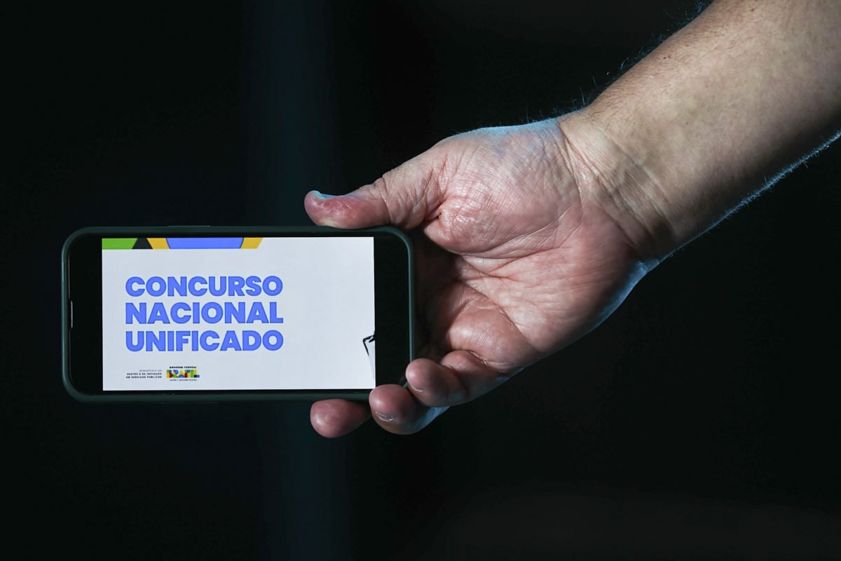 Enem dos Concursos bate recorde e chega a 2,65 milh&otilde;es de inscritos |  Metr&oacute;poles