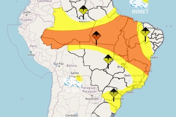 Imagem colorida de mapa metereológico do Brasil - Metrópoles